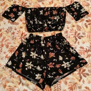 Shein Floral off the shoulder Two Piece Set!